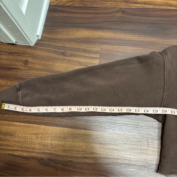 Aritzia Tna Sweatfleece Perfect Fit Sz XS Brown Oversized Crop Sweatshirt - Picture 8 of 8